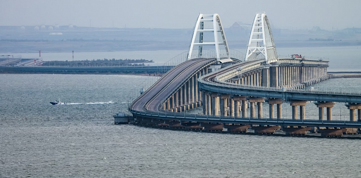Власти Кубани замолчали транспортный коллапс в районе взрывов на Крымском мосту?