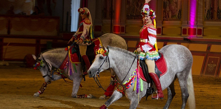 На Кубани туристический комплекс стал первым конным театром в стране
