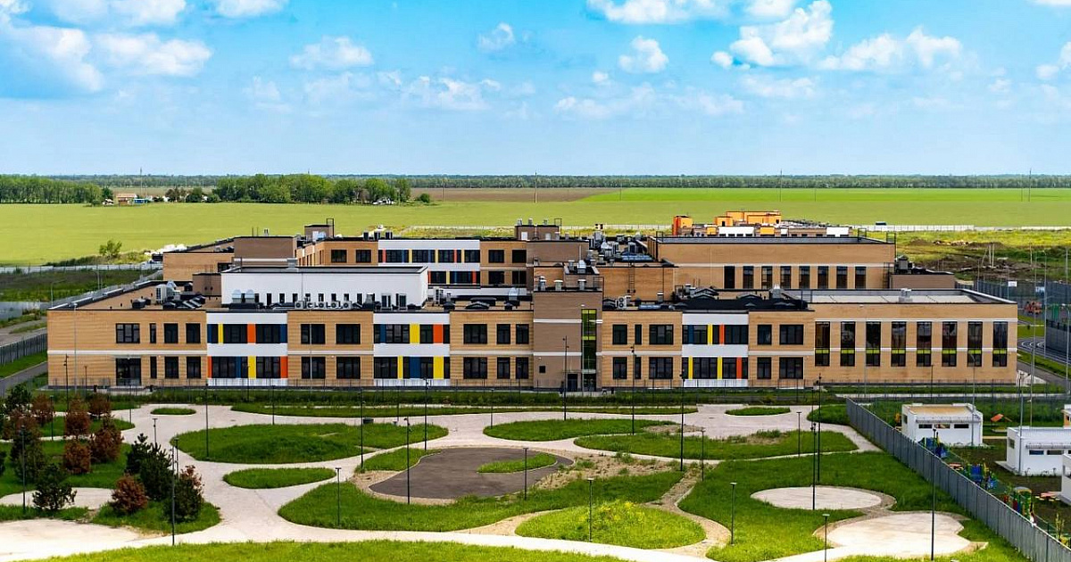 В новом микрорайоне Краснодара построили школу и детский сад