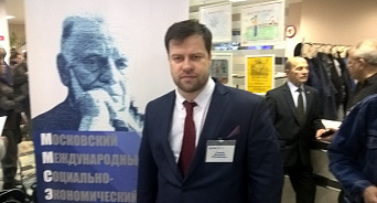 В Москве продолжают «заказывать» политиков перед выборами в Гордуму: задержан коммунист Дмитрий Сараев за пост, осуждающий нацизм