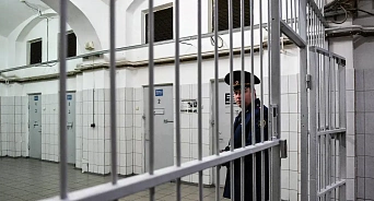 Мужчину с нацистскими татуировками вновь осудили в Краснодаре