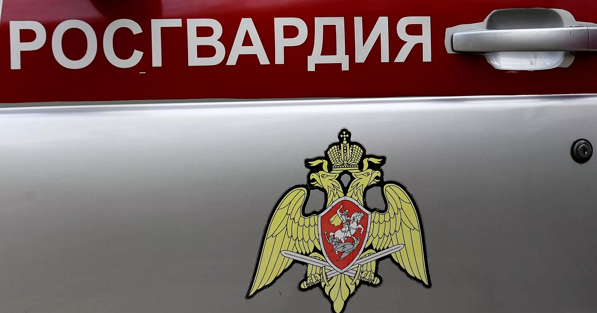 «Тревога!» В Краснодаре ищут мужчину, который зашёл в колледж с ножом