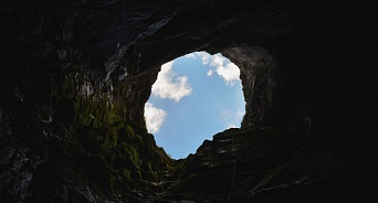 В пещере Абхазии спелеологи нашли тело туриста
