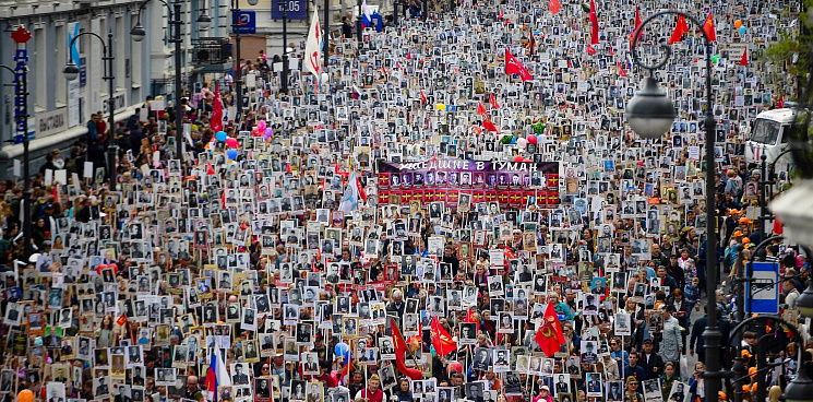 В России в «Бессмертном полку» пронесут фото погибших на Украине