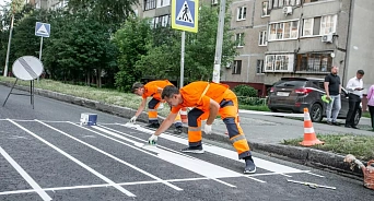 В Краснодаре дорожная разметка начала стираться через две недели после нанесения