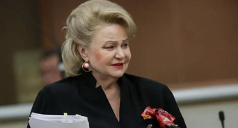 «У матери нет возраста»: коммунистка Нина Останина выступила против законопроекта о выплатах 200 тыс. родившим до 25 лет
