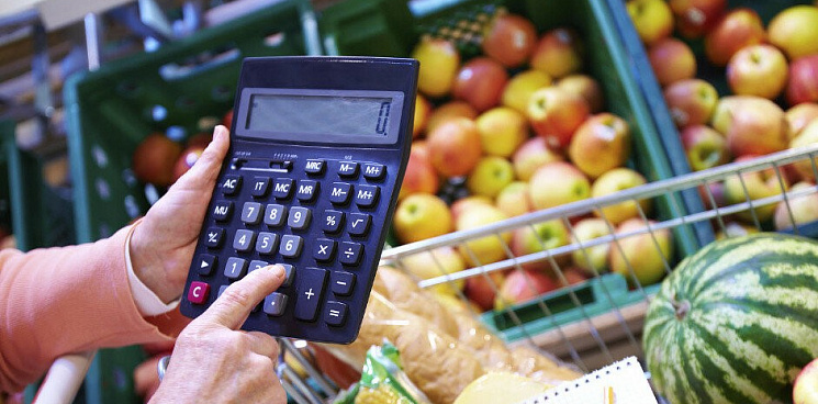 В магазинах Краснодара вес продуктов питания уменьшился, а цены остались 