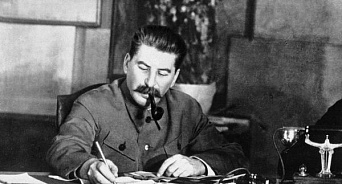 «Нравится он мне очень сильно!» Отец народов И.В. Сталин поздравил жителей Новороссийска с Днём города