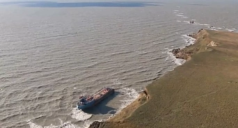 С начала работ в Керченском проливе очистили более 3 тыс. км берега 