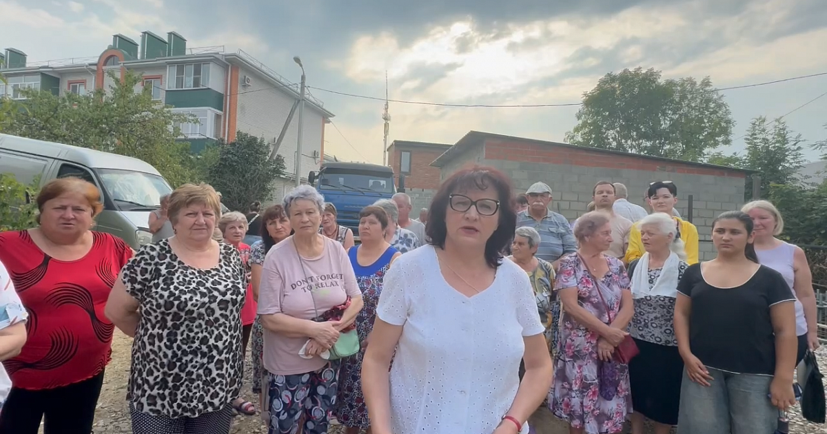 Жители Апшеронска добились приостановления строительства вышки сотовой связи