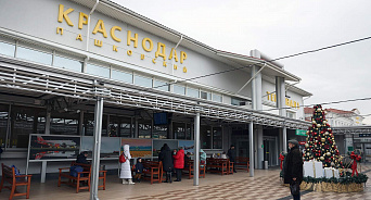 «Радоваться пока рано». Песков назвал «осторожными» заявления об открытии аэропорта в Краснодаре