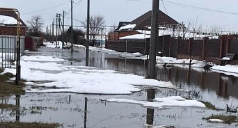 Сотни домов в Славянском районе Кубани пострадали в результате наводнения 