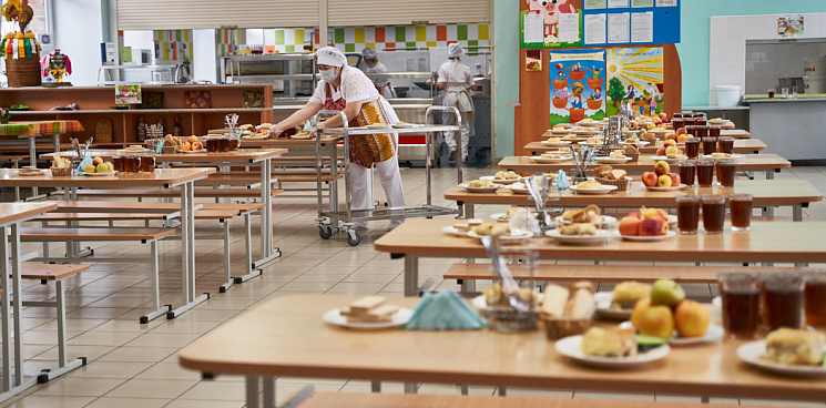 «Частники коррумпировали питание в школах?» В Краснодаре начали революцию в системе школьного питания