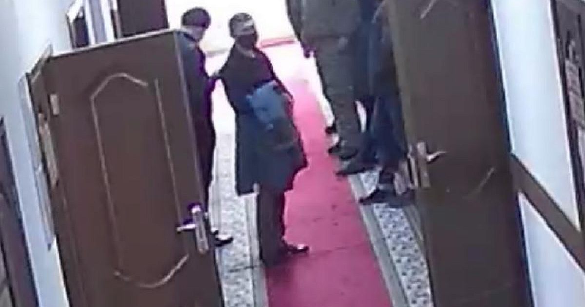 ФСБ снова проводит обыски в администрации Геленджика
