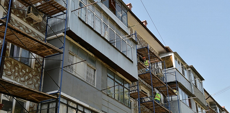 В Краснодарском крае в этом году отремонтируют более 680 многоэтажек