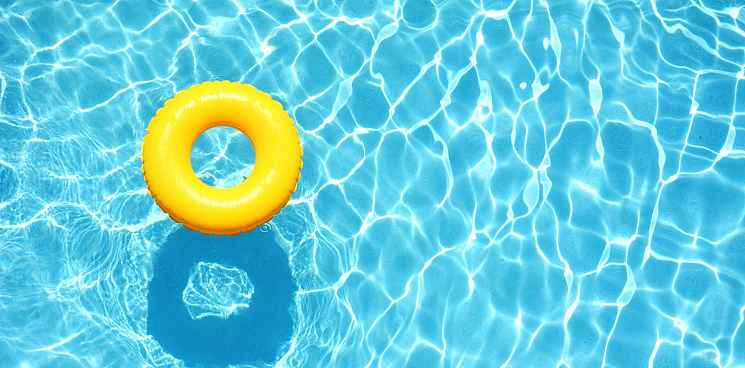 Двухлетний малыш утонул в домашнем бассейне в Краснодаре