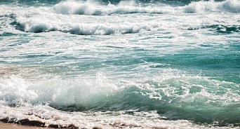 В Анапе запретили купаться на всех городских пляжах