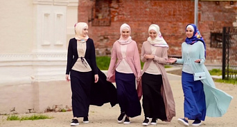 «Только шапочка и халат»: в Новочеркасском медколледже объяснили отчисление студенток в хиджабах внутренними правилами 