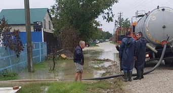 Экстренные службы Краснодара привели в режим повышенной готовности