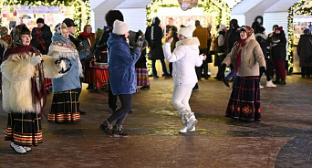 «Вместо помощи людям — фестиваль пельменей!» Белгородские чиновники потратили на городские праздники больше, чем на организацию укрытий и эвакуацию 
