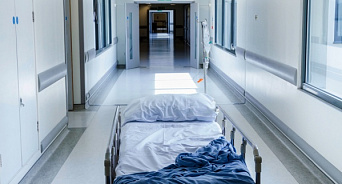 Краснодарка обвиняет частную клинику в смерти сына после операции 