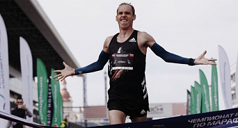 Кубанский бегун Андрей Лейман победил на всероссийском марафоне