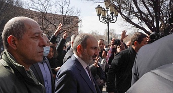Пашинян заявил, что вопрос о его отставке должны решать граждане страны