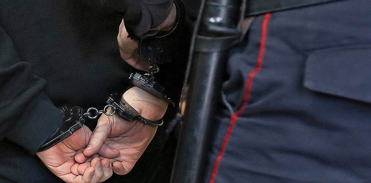 В Дагестане задержаны чиновники Ространснадзора по подозрению во взятках