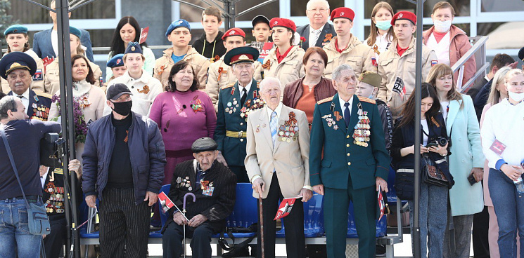 На Кубани в День Победы прошли парады в трёх городах
