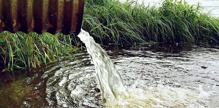 «Темрюк-Водоканал» незаконно сбрасывал сточные воды в Азовское море 