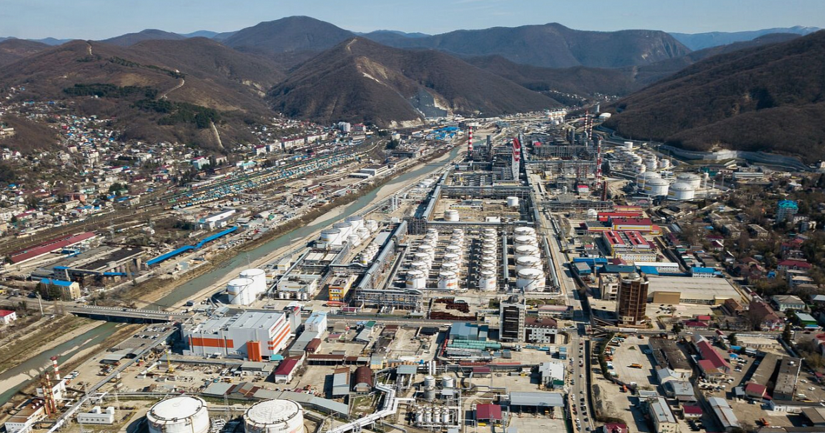 Туапсинский НПЗ и Краснодарнефтегаз попали под санкции США