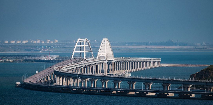 «Крымский мост находится в опасности» - Кубанский политолог прокомментировал заявление командующего ВМС Украины