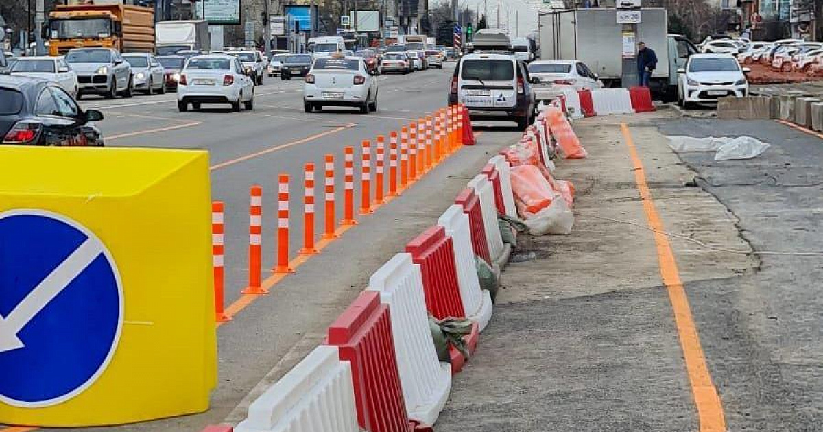 «А слона-то мы и не заметили!» В Краснодаре вновь перенесли сроки строительства подземного перехода у краевой больницы – на этот раз потому, что нашли «неучтённые коммуникации»