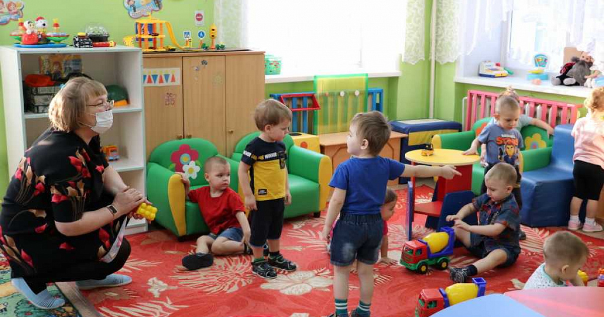 В Краснодаре родители детсадовцев пожаловались на заведующую - она «выживает» воспитателей, которых и так не хватает