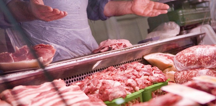 На Кубани сотрудник Россельхознадзора покрывал нелегального продавца мяса