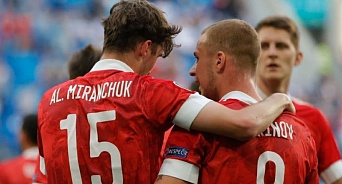 Сборная России выиграла первый матч на чемпионате Европы