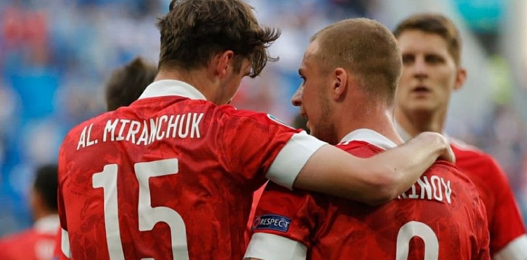 Сборная России выиграла первый матч на чемпионате Европы