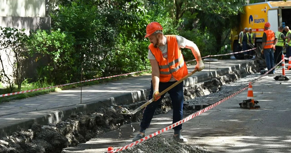 В Сочи заменят аварийный участок ливневого коллектора на Ялтинской