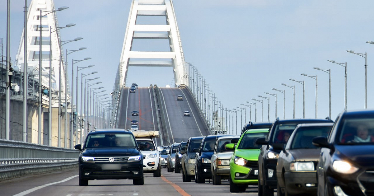 Со стороны Кубани на подъезде к Крымскому мосту введут дополнительную полосу