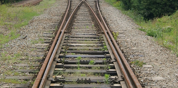 Трагедия на железнодорожных путях: под Краснодаром погиб подросток
