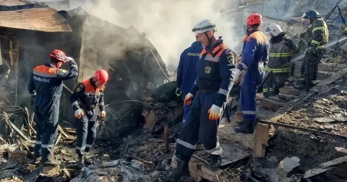Поиски пропавшей школьницы после атаки БПЛА в Туапсе продолжаются