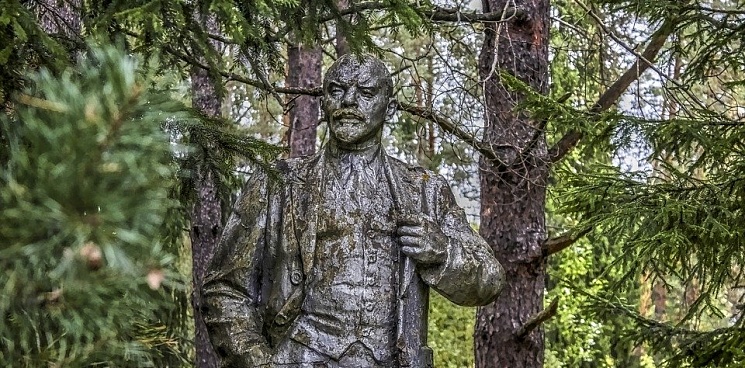 На Кубани потребовали восстановить памятник Ленину и заплатить штраф