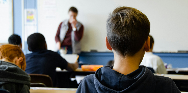 В немецких школах учителя массово бегут из школ – Кубань может поделиться опытом?