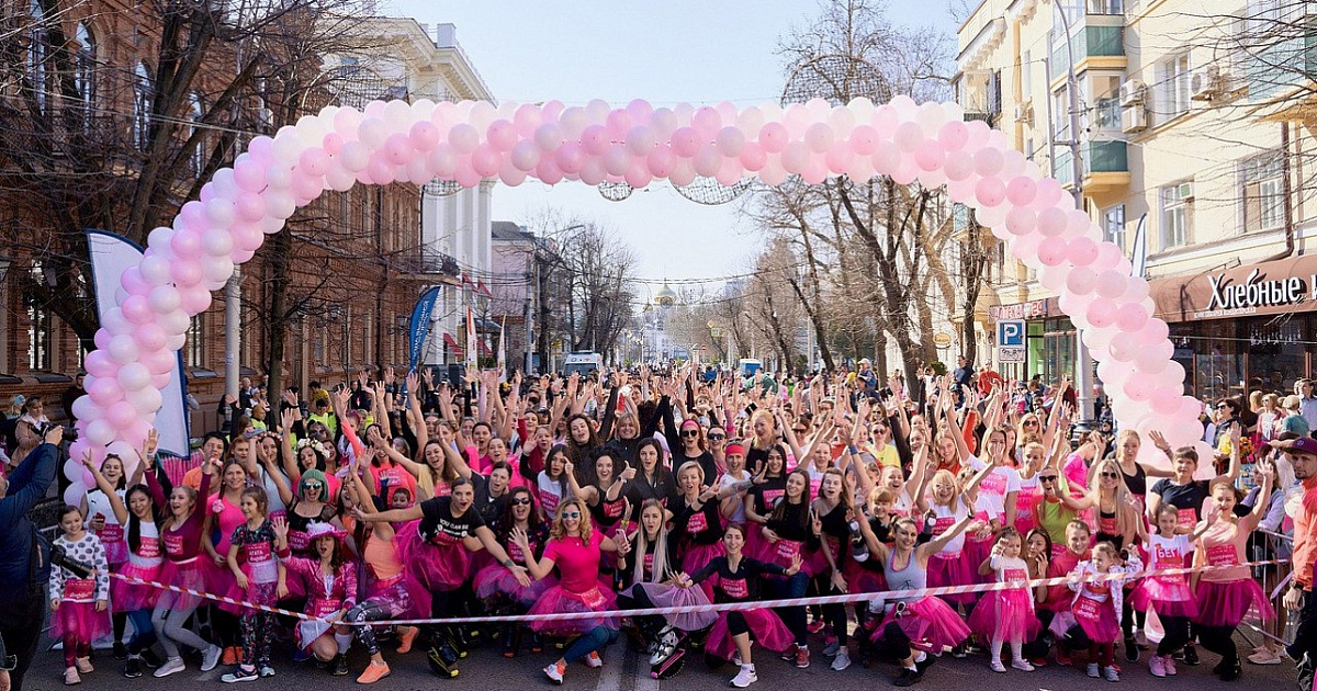 Участницы Beauty Run в Краснодаре пробегут по Городскому Саду 8 марта в юбках