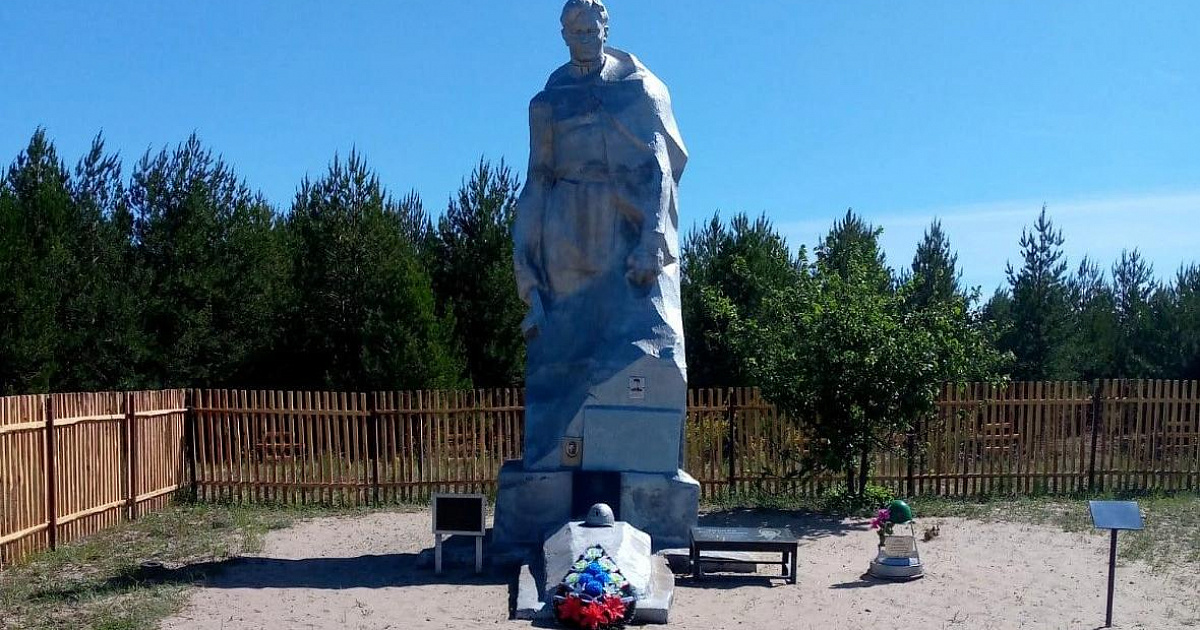 «Надругаться над памятью предков не дадим!» Жители Волгоградской области вышли на народный сход против переноса захоронения братской могилы