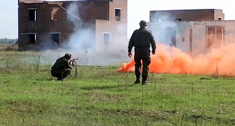 Призванные в рамках частичной мобилизации россияне учатся правильно метать гранаты и стрелять из гранатомёта – ВИДЕО 