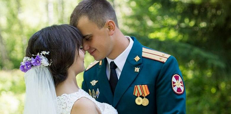 Военно-свадебный ажиотаж: в России с начала мобилизации увеличилось число браков