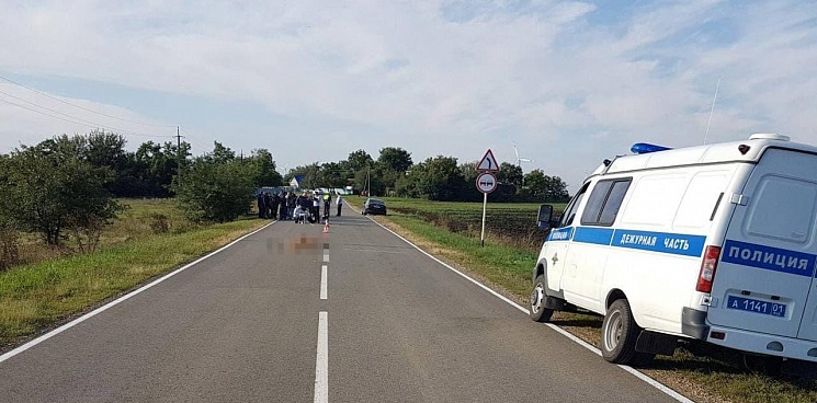 В Адыгее водитель насмерть сбил подростка и скрылся с места ДТП