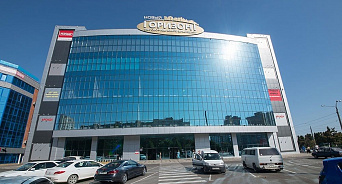 В Краснодаре торговый центр «Новый Горизонт» выставили на продажу за 2,5 миллиарда рублей