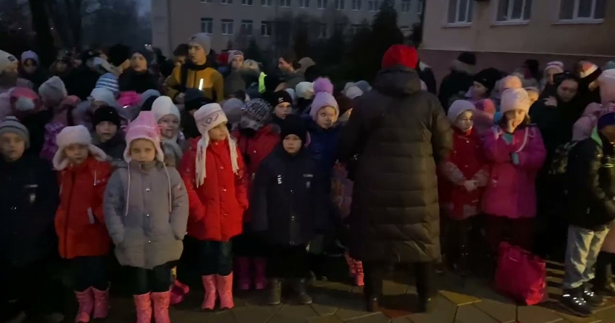 Жители Краснодарского края готовы приютить эвакуированных детей из Донбасса